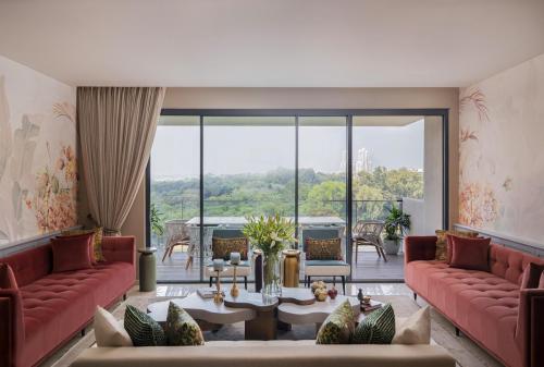 EmbassyTerraceGardens-4