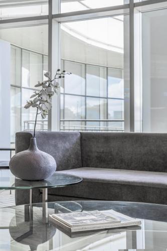 PrestigeCityLobby-12